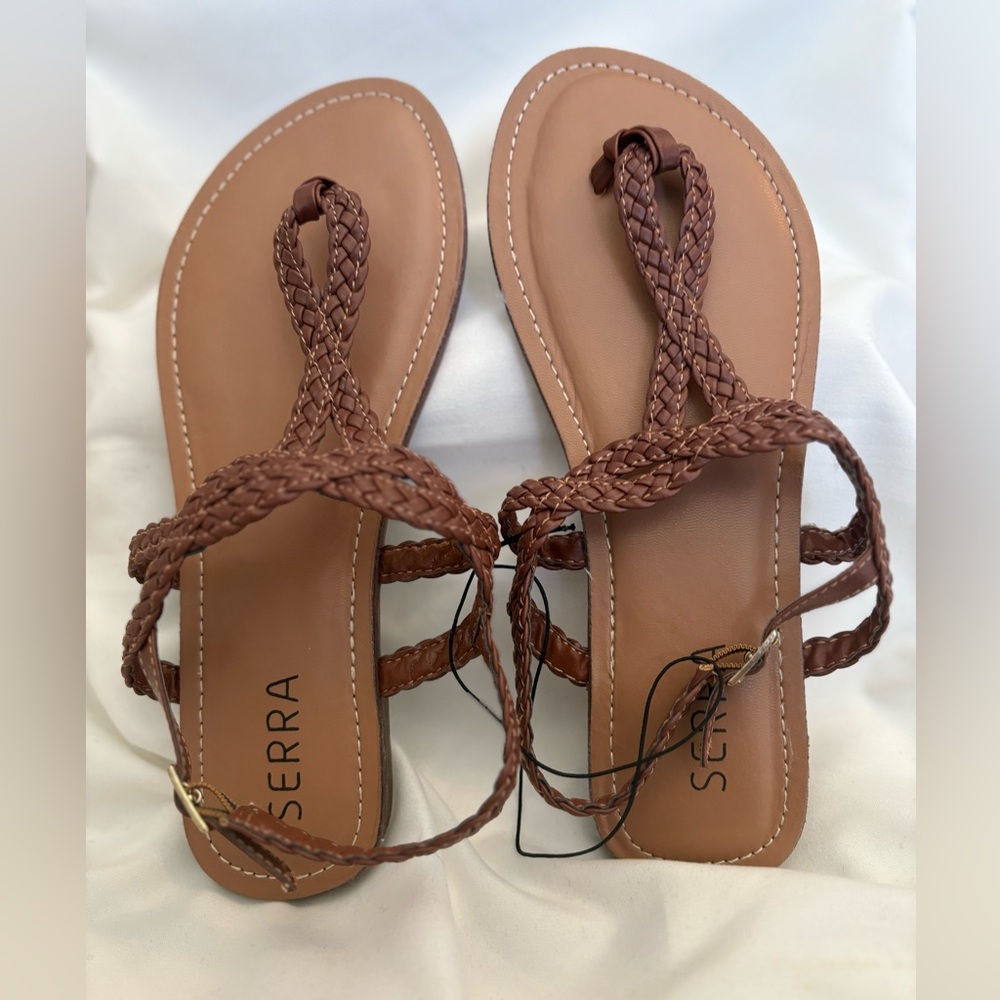 NIB Serra Women's Brown Sandals Size 8
